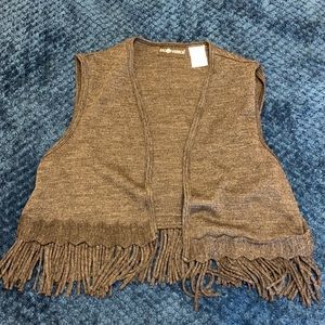 USED Sag Harbor Tassle Sleeveless Open Vest